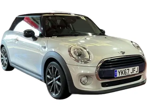 MINI Cooper YK67 JFJ
