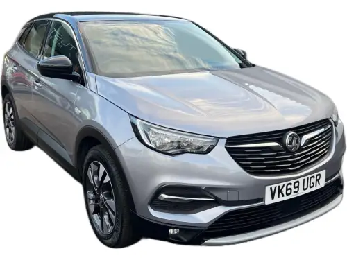 Vauxhall Grandland VK69 UGR