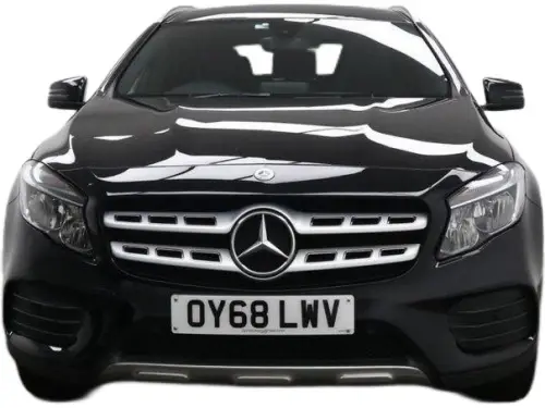 Mercedes-Benz GLA OY68 LWV