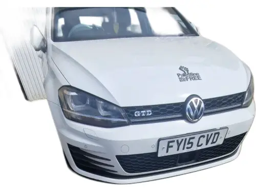 Volkswagen Golf FY15 CVD