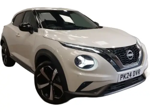 Nissan Juke Tekna DIG-T S-A PK24 DVR