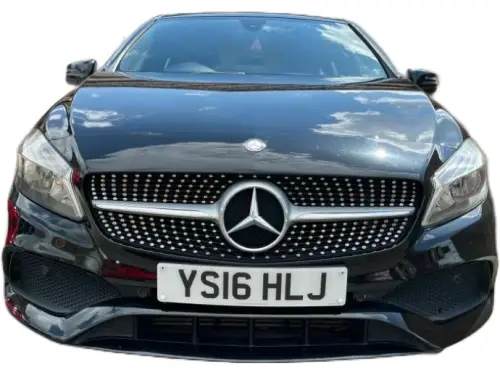 Mercedes-Benz A 180 D AMG Line Executive A YS16 HLJ