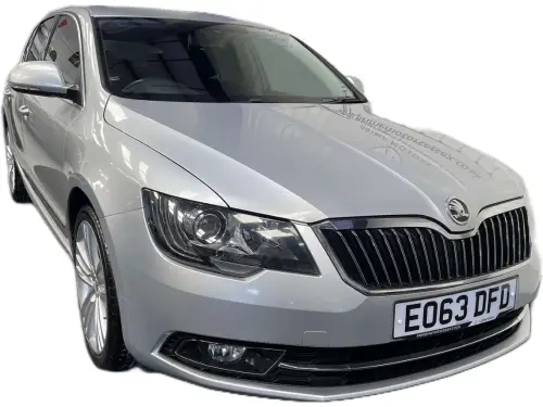 Škoda Superb EO63 DFD