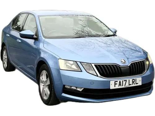 Škoda Octavia FA17 LRL