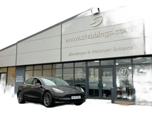 Tesla Model 3 Long Range AWD YK70 RGY