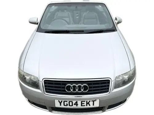 Audi A4 YG04 EKT