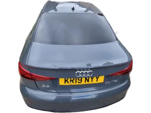 Audi A3 S Line Black ED 30 TFSI S-A KR19 NYY