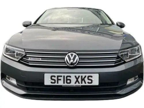 Volkswagen Passat Bluemotion TDI SF16 XKS