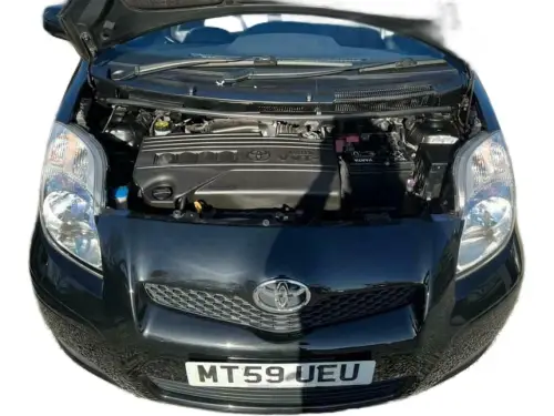 Toyota Yaris TR VVT-i S-A MT59 UEU