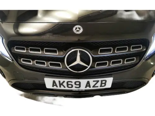 Mercedes-Benz GLA AK69 AZB