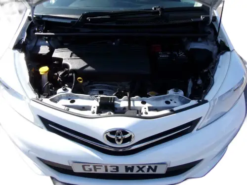 Toyota Yaris Trend VVT-i GF13 WXN