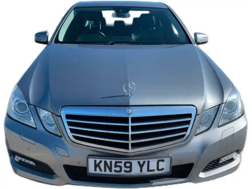 Mercedes-Benz E220 Blue-CY Agarde CDI A KN59 YLC