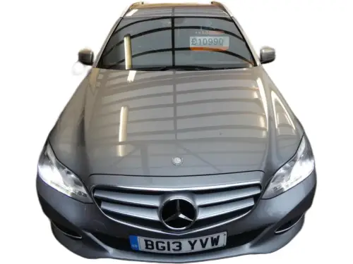 Mercedes-Benz E BG13 YVW