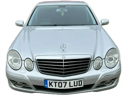 Mercedes-Benz E KT07 LUD