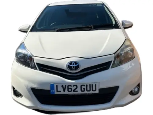 Toyota Yaris LV62 GUU