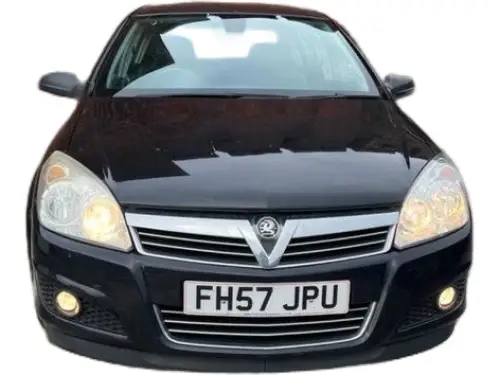 Vauxhall Astra Design A FH57 JPU
