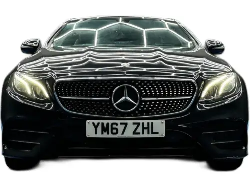 Mercedes-Benz E YM67 ZHL