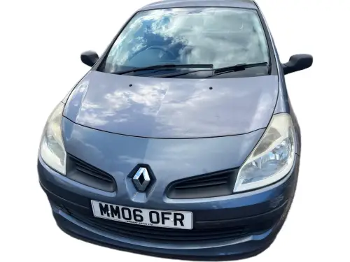 Renault Clio MM06 OFR