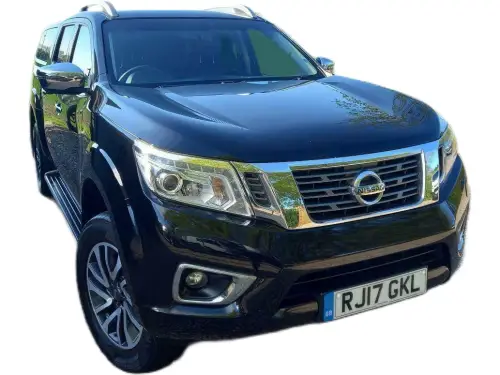 Nissan Navara Tekna dCi RJ17 GKL