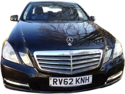 Mercedes-Benz E RV62 KNH