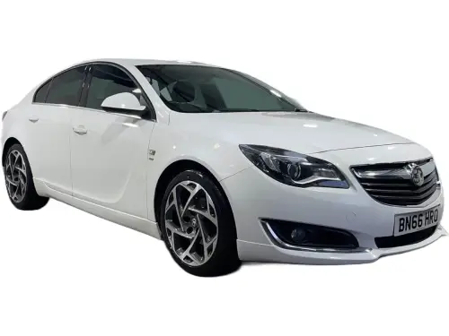 Vauxhall Insignia BN66 HRO