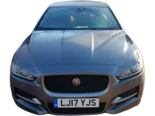 Jaguar XE LJ17 YJS