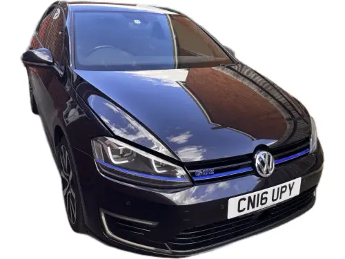 Volkswagen Golf CN16 UPY