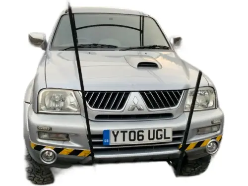 Mitsubishi L200 Trojan YT06 UGL