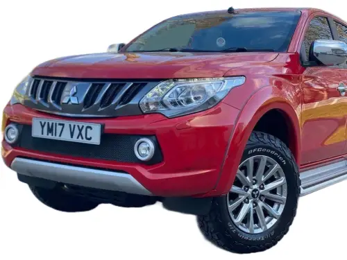 Mitsubishi L200 YM17 VXC
