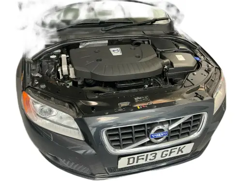 Volvo V70 SE Lux D5 Auto DF13 GFK