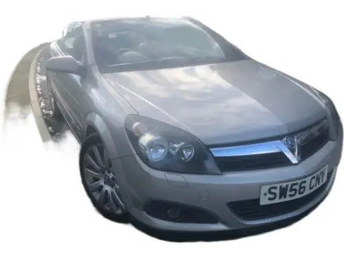 Vauxhall Astra Twin Top Design SW56 CNY
