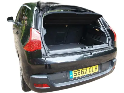 Peugeot 3008 Active HDi SB62 OLH