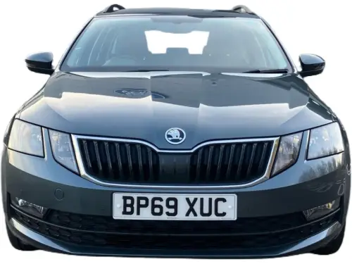 Škoda Octavia BP69 XUC
