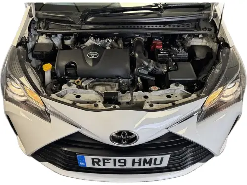 Toyota Yaris RF19 HMU