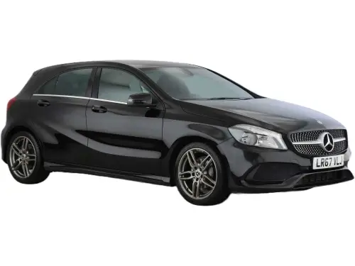 Mercedes-Benz A 180 D AMG Line LR67 VLJ