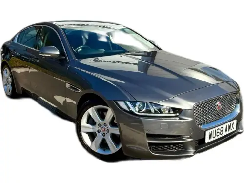 Jaguar XE WU68 AWX