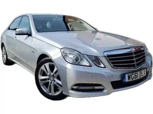 Mercedes-Benz E WG61 DLX