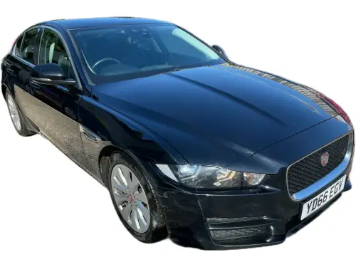 Jaguar XE Prestige D Auto YD66 EGV