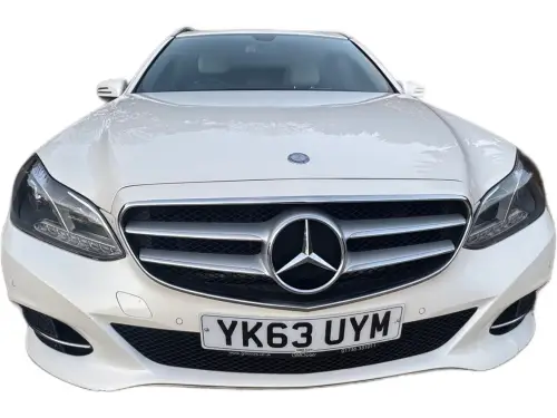 Mercedes-Benz E YK63 UYM