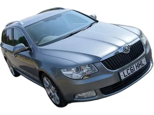 Škoda Superb LC61 HHL