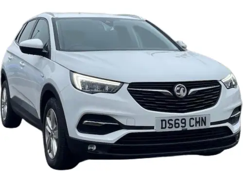 Vauxhall Grandland X SE Turbo Auto DS69 CHN