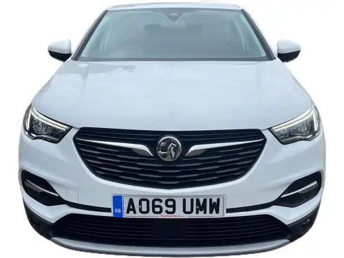 Vauxhall Grandland X Business ED Nav T AO69 UMW