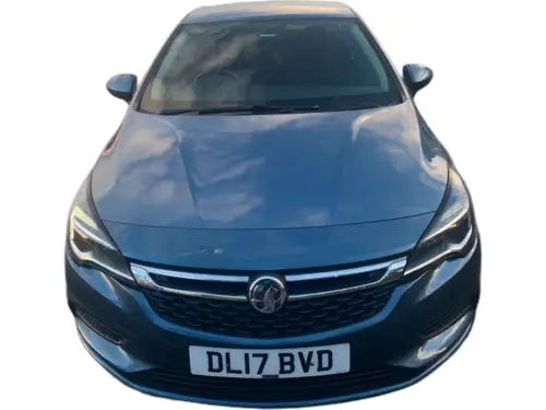 Vauxhall Astra DL17 BVD