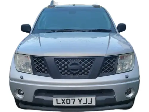 Nissan Navara LX07 YJJ