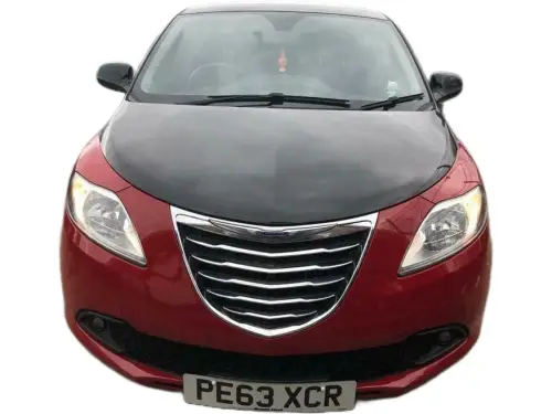 Chrysler Ypsilon Black AND RED PE63 XCR