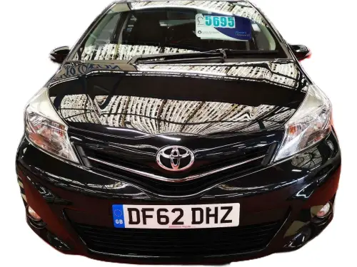 Toyota Yaris SR VVT-i DF62 DHZ