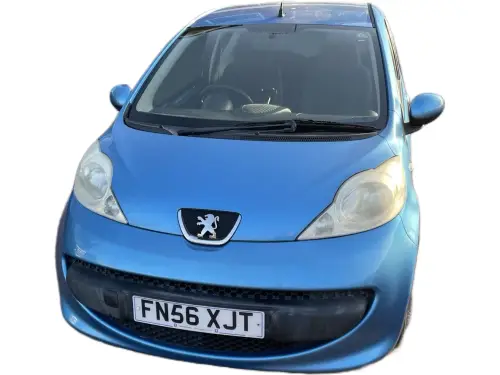 Peugeot 107 FN56 XJT