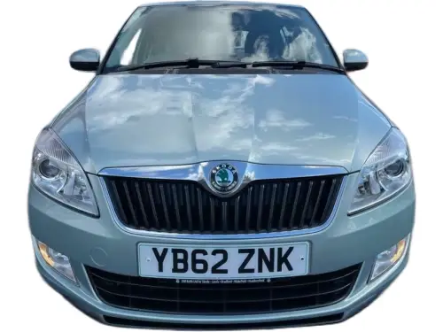 Škoda Fabia Elegance TSI 105 YB62 ZNK