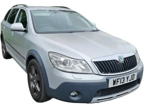 Škoda Octavia WF13 YJD