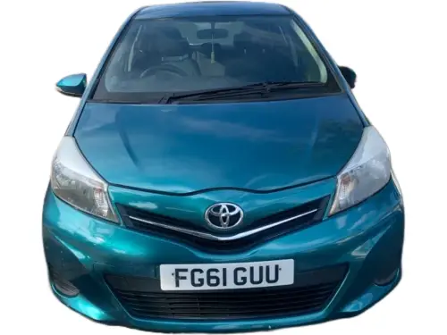 Toyota Yaris FG61 GUU